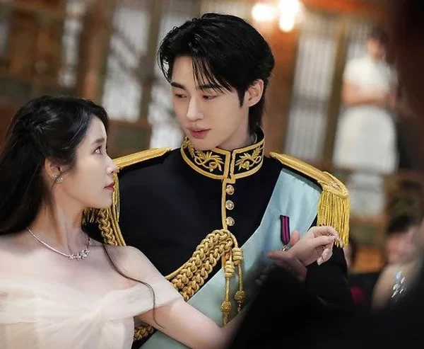 Perfect Crown lập kỷ lục chưa từng có cho Disney+ kenhtingame com thumb perfect crown lap ky luc chua tung co cho disney 0c8e1777390412352 940w