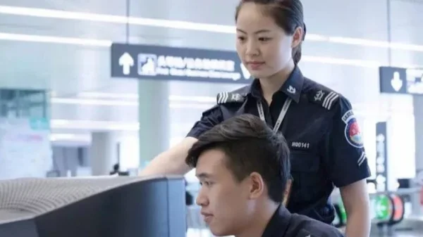 Phát hiện nhiều người chi 158 triệu để “chạy” công việc trực tàu lương 9 triệu, trực đêm liên tục: Cảnh sát vào cuộc kenhtingame com thumb phat hien nhieu nguoi chi 158 trieu de chay cong viec truc tau luong 9 trieu truc dem lien tuc canh sat vao cuoc c68b1775733245565 940w