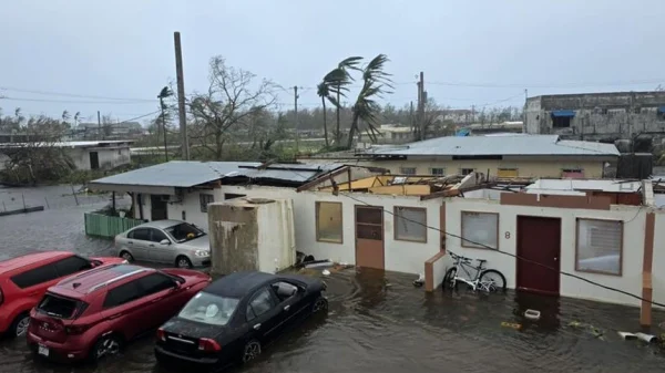 Siêu bão mạnh nhất hành tinh Sinlaku gây thiệt hại diện rộng: Lật úp ô tô, bật gốc cây cối và thổi bay nhiều mái nhà kenhtingame com thumb sieu bao manh nhat hanh tinh sinlaku gay thiet hai dien rong lat up o to bat goc cay coi va thoi bay nhieu mai nha d2eb1776314881815 940w