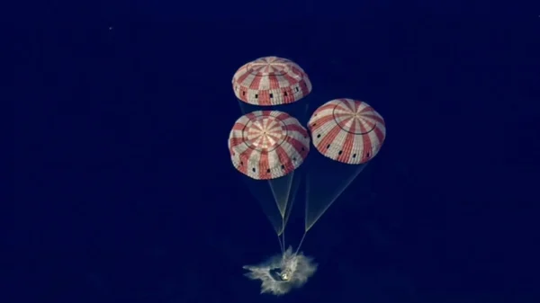 Sứ mệnh Artemis II kết thúc mỹ mãn: nước mắt, nụ cười và những con số kỷ lục của nhân loại kenhtingame com thumb su menh artemis ii ket thuc m man nuoc mat nu cuoi va nhung con so ky luc cua nhan loai eff01775909298008 940w