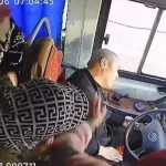 Tài xế xe buýt đột ngột phát bệnh, dùng 5 giây cuối đời phanh gấp ngay mép vực, cứu sống 45 người kenhtingame com thumb tai xe xe buyt dot ngot phat benh dung 5 giay cuoi doi phanh gap ngay mep vuc cuu song 45 nguoi 8d471775713441733 940w