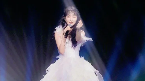 Tát Đỉnh Đỉnh có hit để đời không ai cover nổi, được quốc tế công nhận “tài năng nhất Trung Quốc” kenhtingame com thumb tat dinh dinh co hit de doi khong ai cover noi duoc quoc te cong nhan tai nang nhat trung quoc add31777548222384 940w