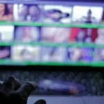 Tưởng "xem vụng" web đen là không ai biết? 7 dấu hiệu smartphone "biến chất" tố cáo bạn đã lọt vào tầm ngắm của hacker! kenhtingame com thumb tuong quot xem vung quot web den la khong ai biet 7 dau hieu smartphone quot bien chat quot to cao ban da lot vao tam ngam cua hacker ac231776230376075 940w