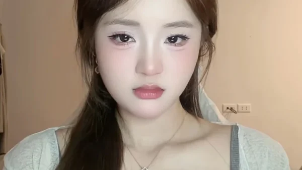 Uất ức tràn màn hình, hot girl Bình An cay cú đến suýt khóc khi chơi PUBG kenhtingame com thumb uat uc tran man hinh hot girl binh an cay cu den suyt khoc khi choi pubg 61521777558040944 940w