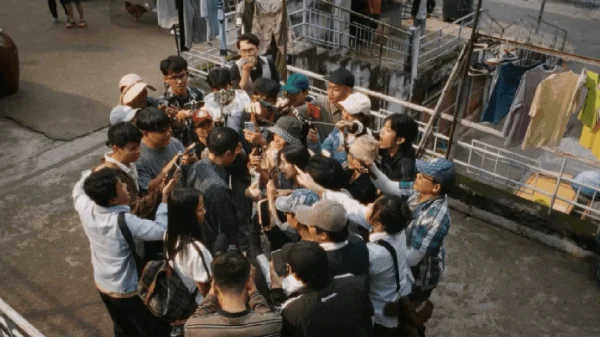 Vbiz ai tự tin diễn bằng mắt đỉnh hơn ngôi sao này bước ra đây kenhtingame com thumb vbiz ai tu tin dien bang mat dinh hon ngoi sao nay buoc ra day 76ab1776243625961 940w