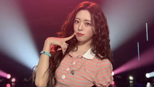 YUNA (ITZY): Doanh thu album thấp nhất lịch sử, bốc hơi khỏi toàn bộ BXH kenhtingame com thumb yuna itzy doanh thu album thap nhat lich su boc hoi khoi toan bo bxh 3e7f1775554365388 940w