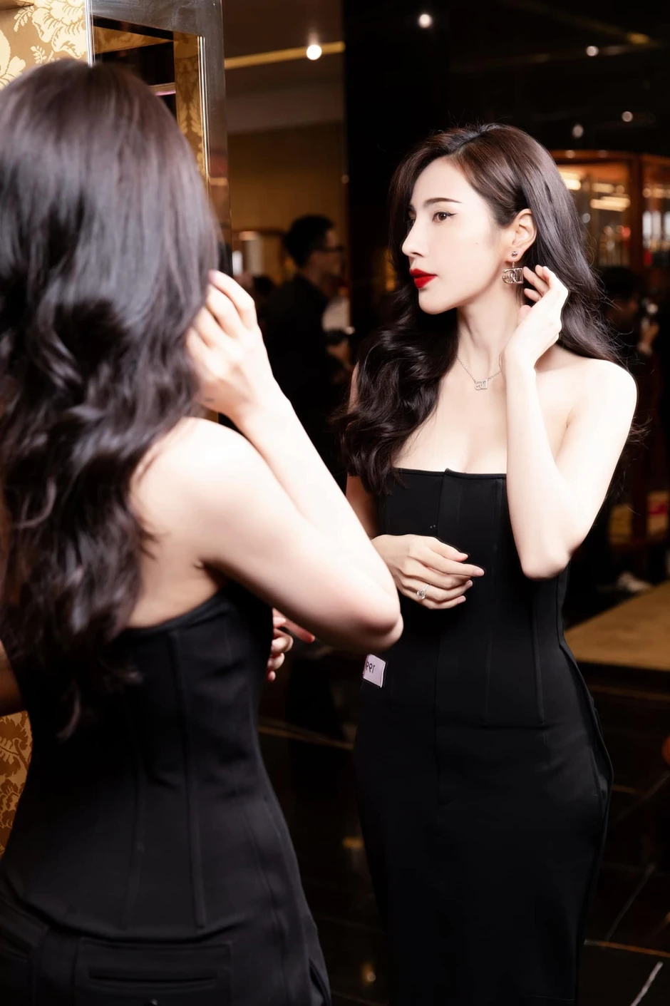 Thuỷ Tiên: "Nửa đời còn lại, tôi chỉ muốn buông bỏ"