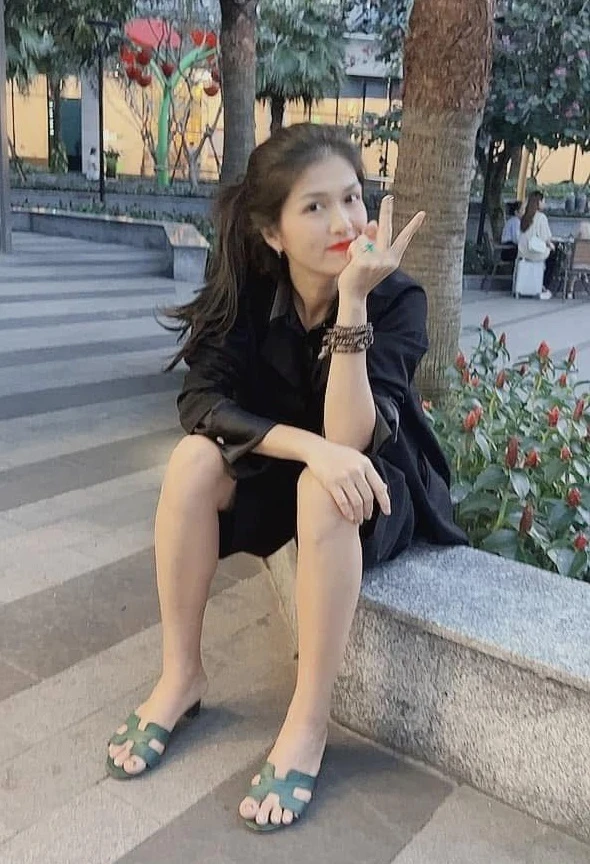 Tình trạng của "hoa hậu đông con nhất Việt Nam" báo nợ 10 tỷ, muốn sang Campuchia mở quán phở