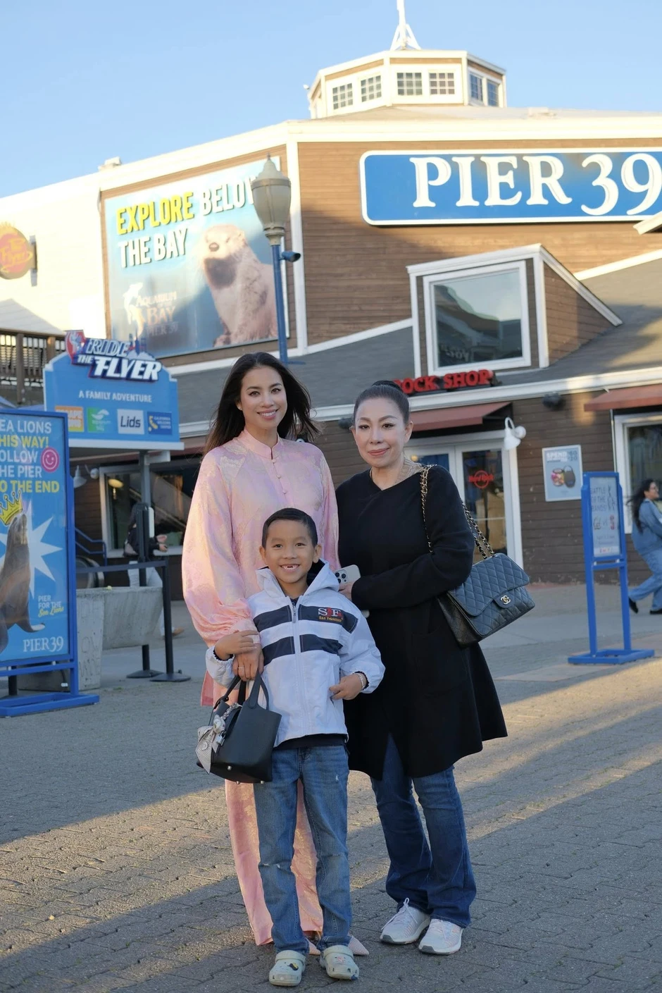 Tình trạng hiện tại của vợ chồng Phạm Hương ở Mỹ Tình trạng hiện tại của vợ chồng Phạm Hương ở Mỹ