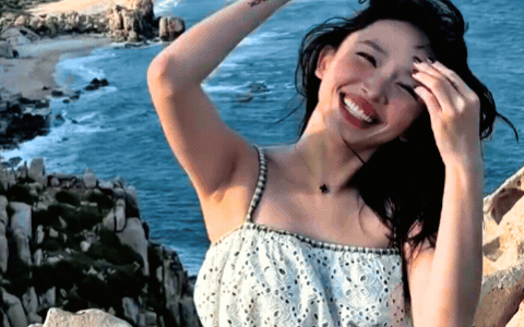 Tóc Tiên sau ly hôn Touliver: "Bây giờ tôi mới là chính mình"