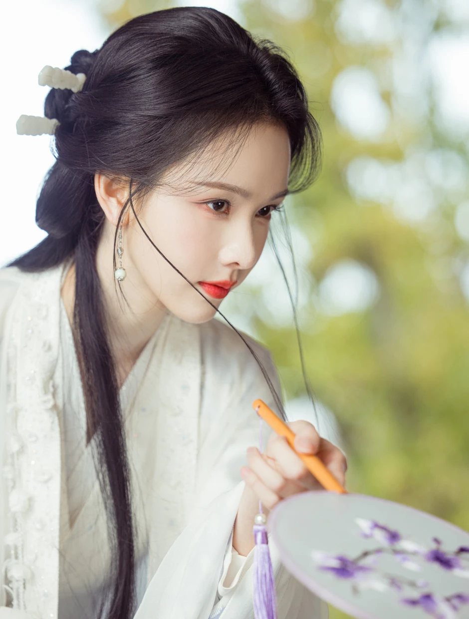 Trần Đô Linh là đệ nhất mỹ nhân cổ trang Trần Đô Linh là đệ nhất mỹ nhân cổ trang