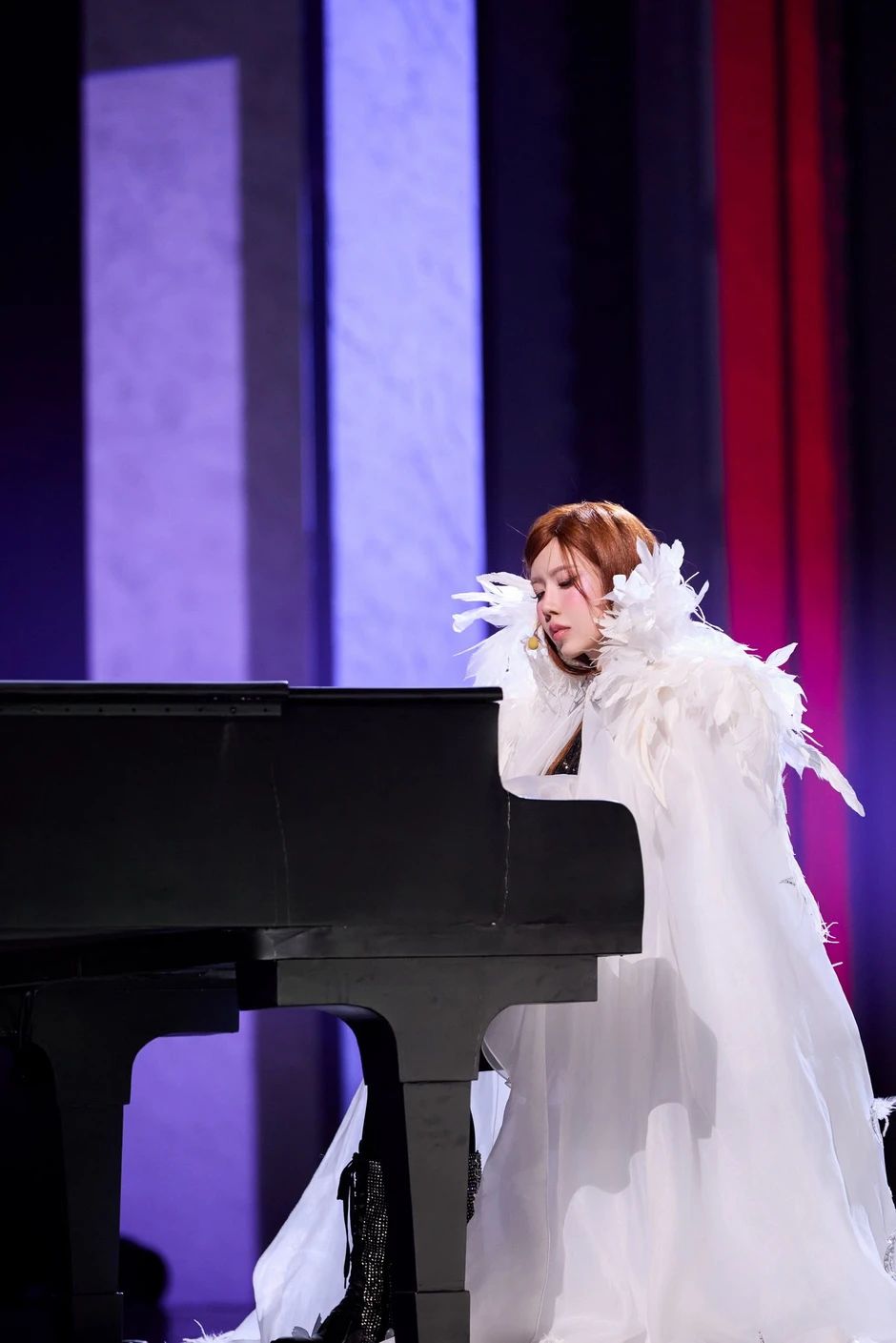 Trang Pháp bị BTC show Trung “tắt mic” khi đang phát biểu, thứ hạng sau vòng loại đúng khó tin Trang Pháp bị BTC show Trung “tắt mic” khi đang phát biểu, thứ hạng sau vòng loại đúng khó tin