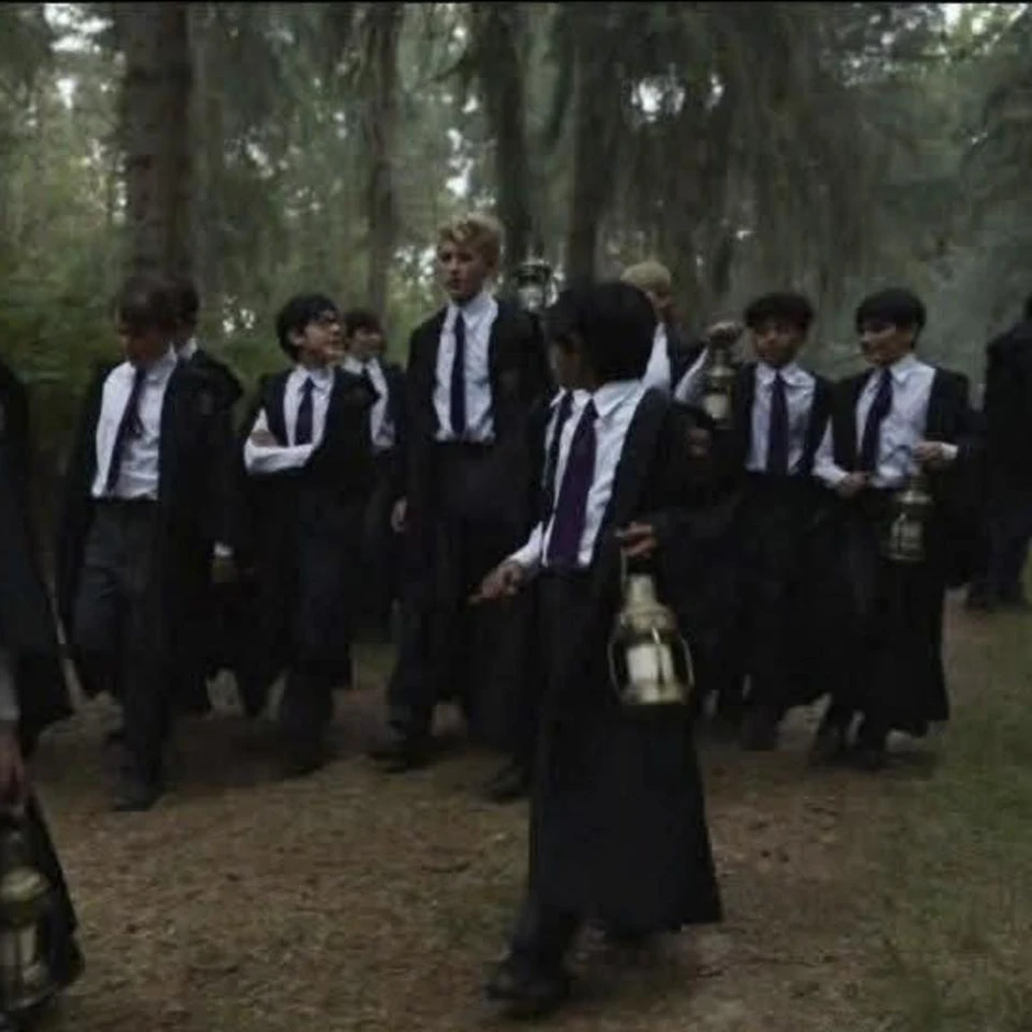 Tranh cãi Draco Malfoy ở Harry Potter bản mới: Nhà giàu mới nhú đòi làm quý tộc thượng đẳng, tuổi gì so với bản gốc