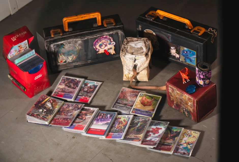 Tro tàn và ký ức: Một gia đình trở lại hiện trường vụ cháy chung cư tồi tệ nhất ở Hồng Kông (Trung Quốc) trong nhiều thập kỷ