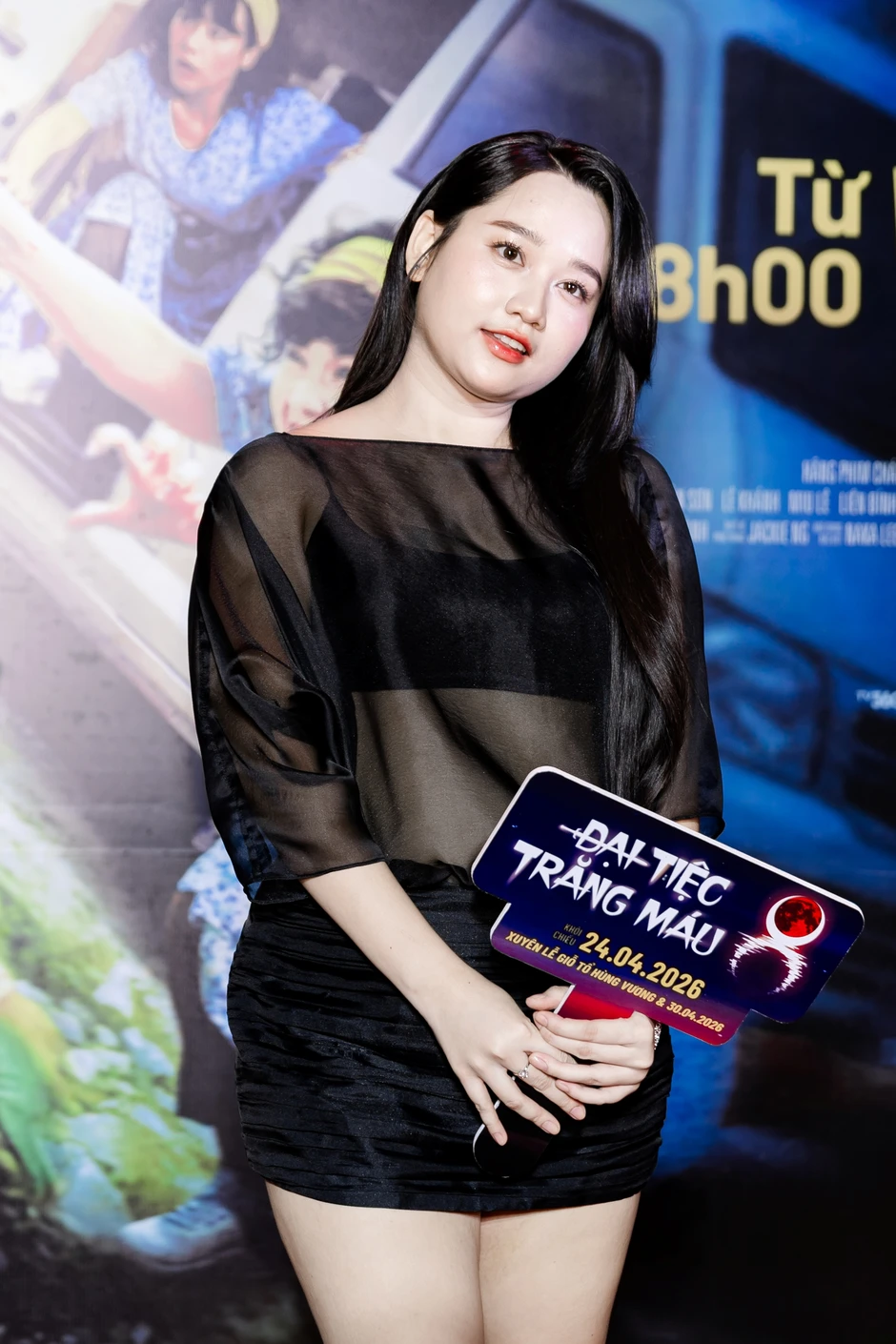 Trúc Anh (Mắt Biếc) đã làm gì với thân hình của mình vậy?