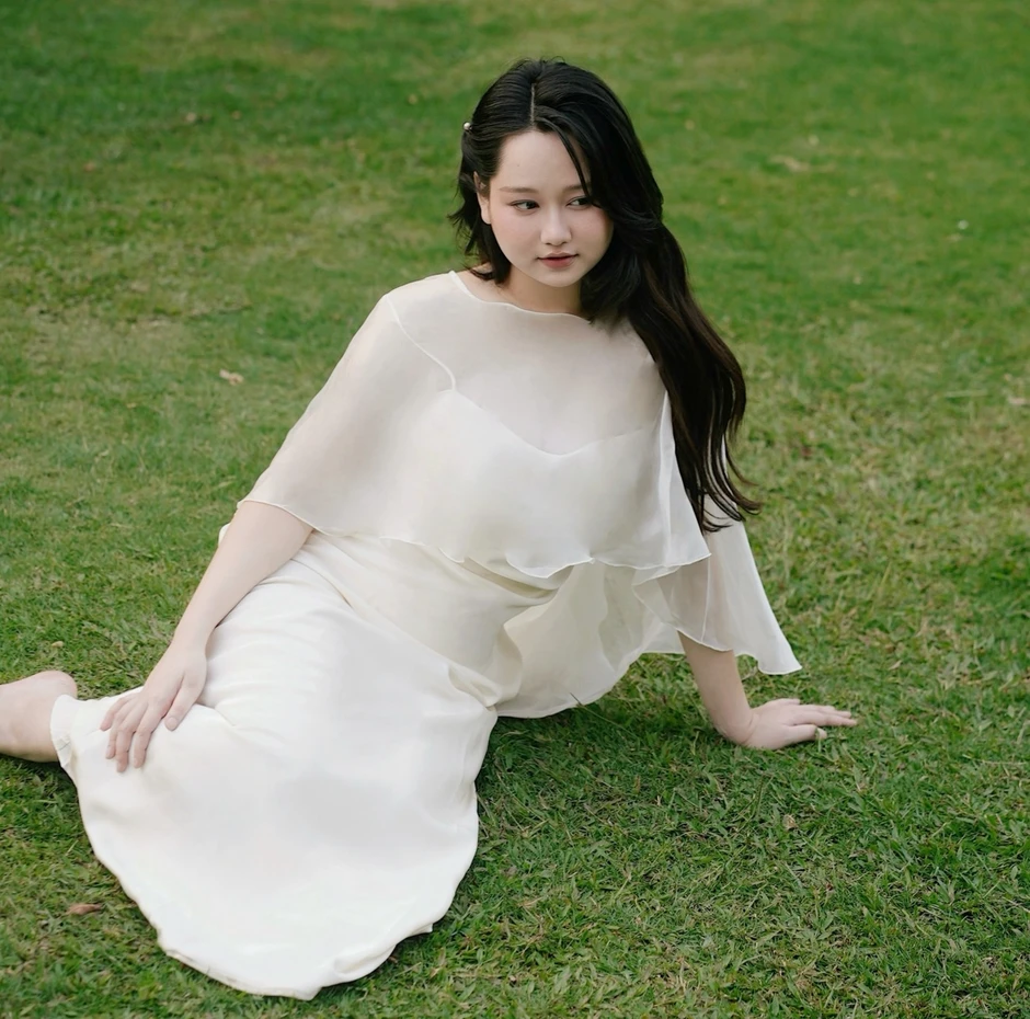 Trúc Anh (Mắt Biếc) đã làm gì với thân hình của mình vậy?