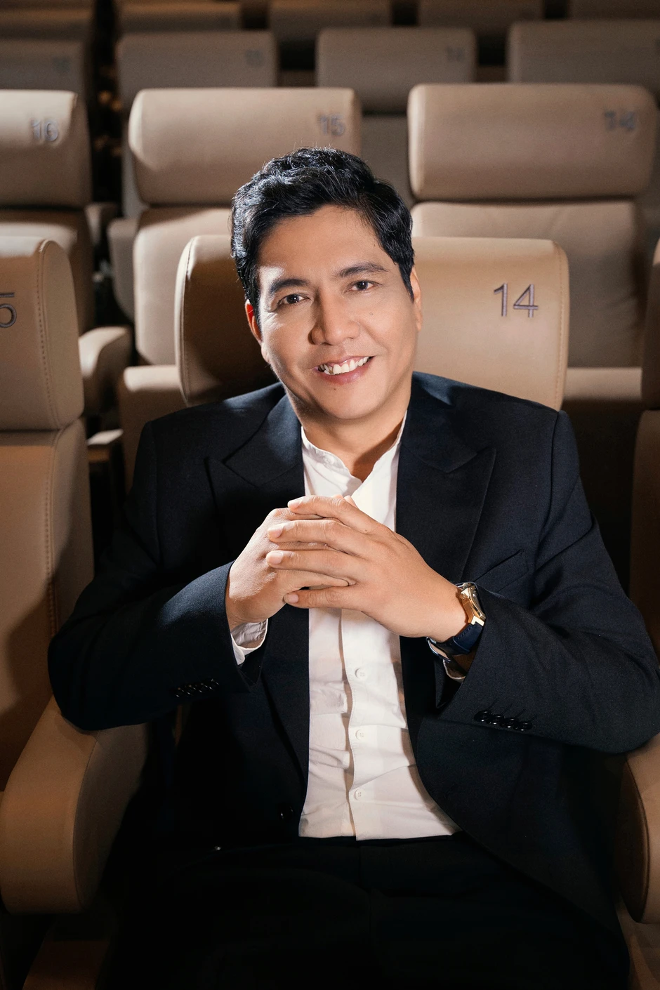 Trùm Sò chỉ có 1 suất chiếu mỗi rạp, Thanh Thuý phải mời từng người vào xem