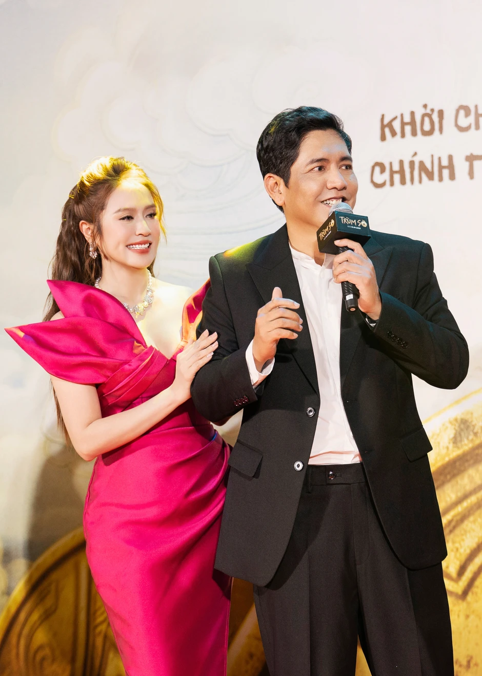 Trùm Sò chỉ có 1 suất chiếu mỗi rạp, Thanh Thuý phải mời từng người vào xem