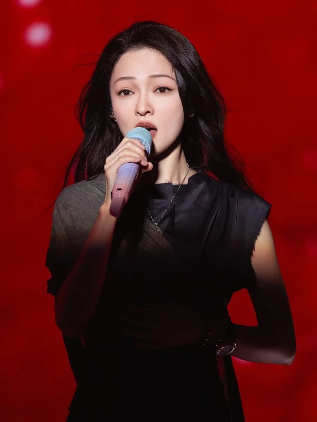 Trương Thiều Hàm sự nghiệp sụp đổ vì gia đình, tự mua cả hòn đảo ở cho yên thân