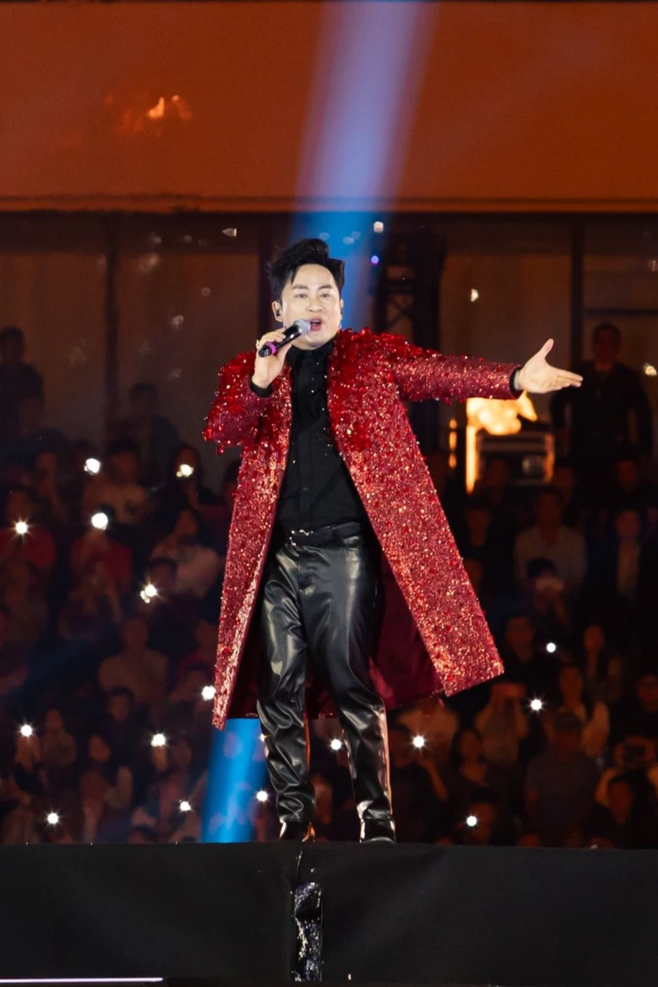 Tùng Dương chê AI Tùng Dương chê AI