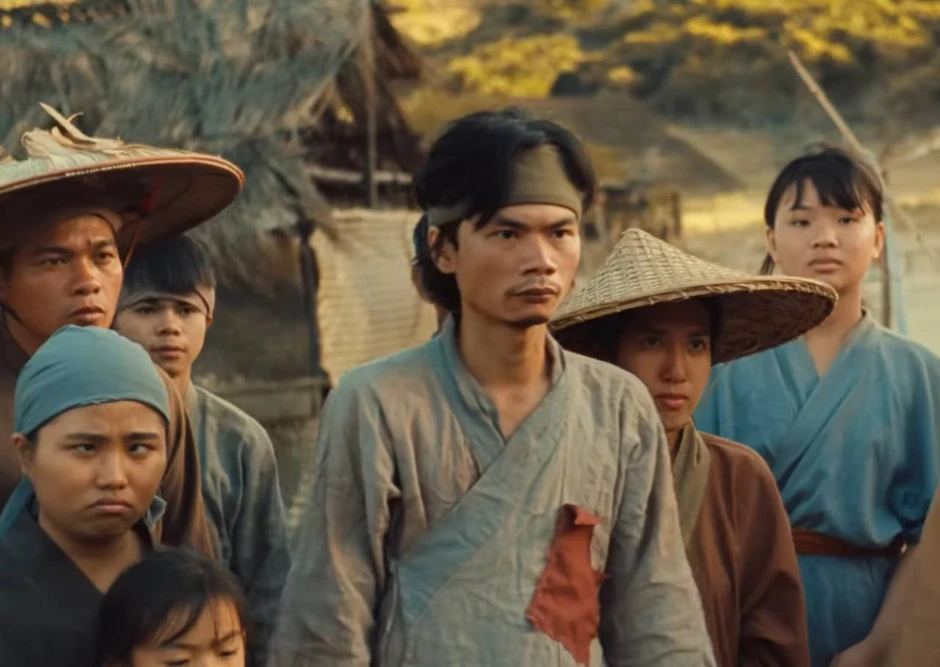 Uy Trần 100% phim đạt trăm tỷ, nhan sắc tỷ lệ nghịch diễn xuất