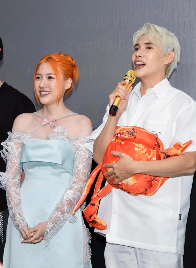 Uyển Ân - Võ Trần Gia Huy lộ hint hẹn hò?