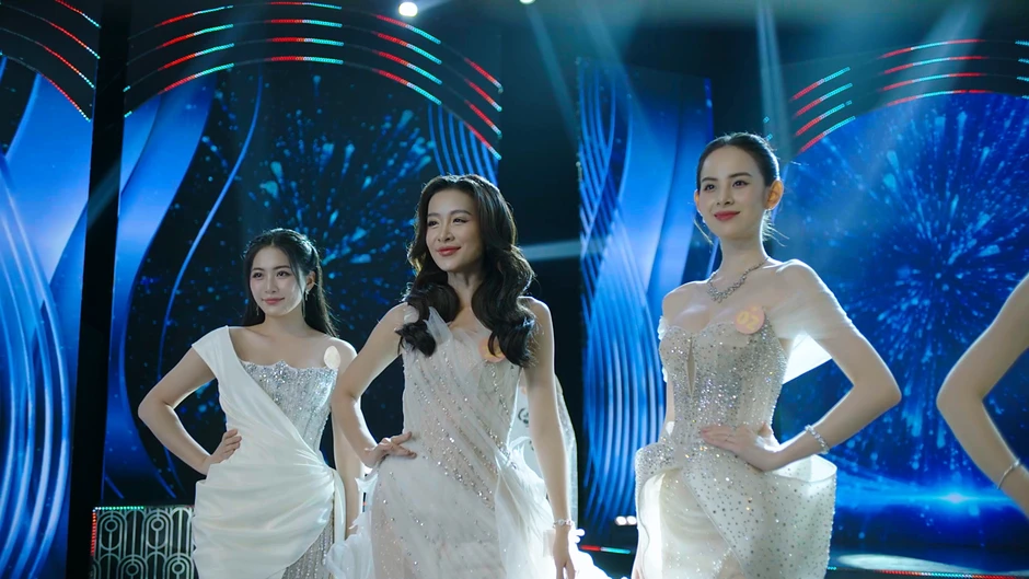 Vbiz đố ai lột xác gắt hơn Trang Emma Vbiz đố ai lột xác gắt hơn Trang Emma