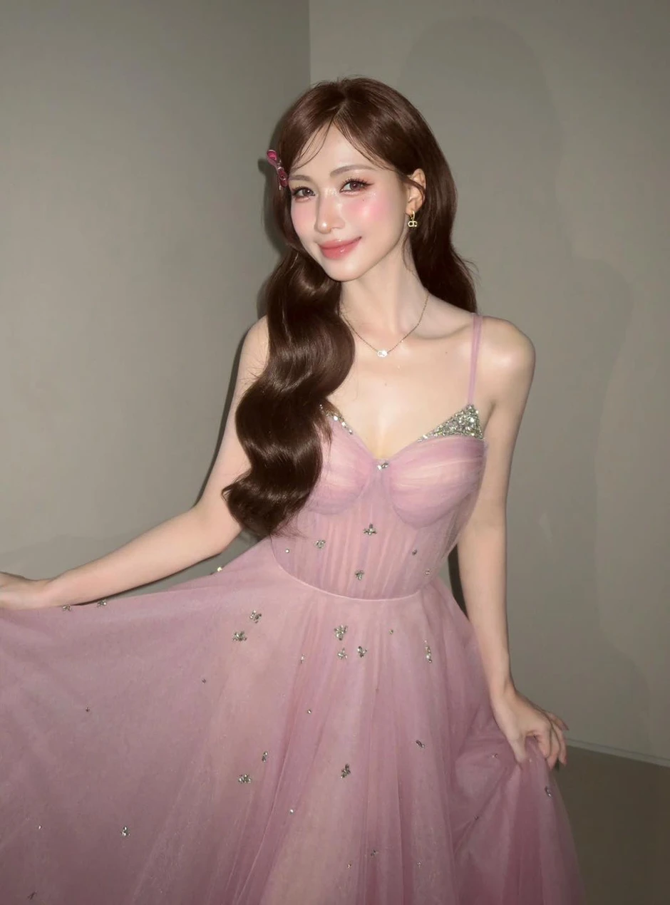 Vì sao Hòa Minzy cứ dăm bữa lại có drama?