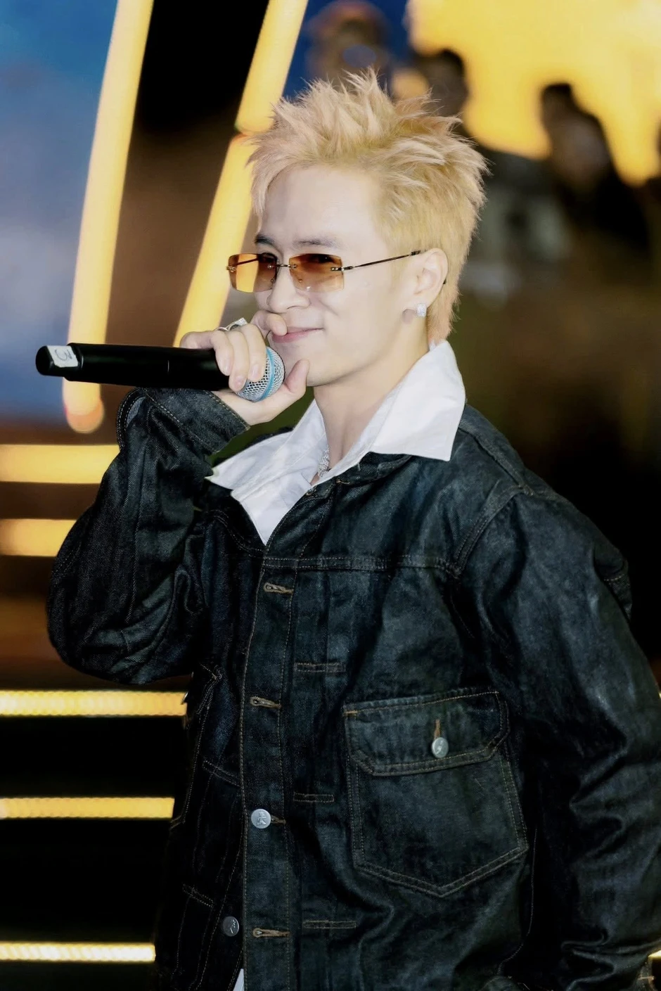 Việt Nam có 1 ca khúc nổi tiếng toàn cầu đạt tỷ lượt xem, khiến G-DRAGON và BTS nhún nhảy theo