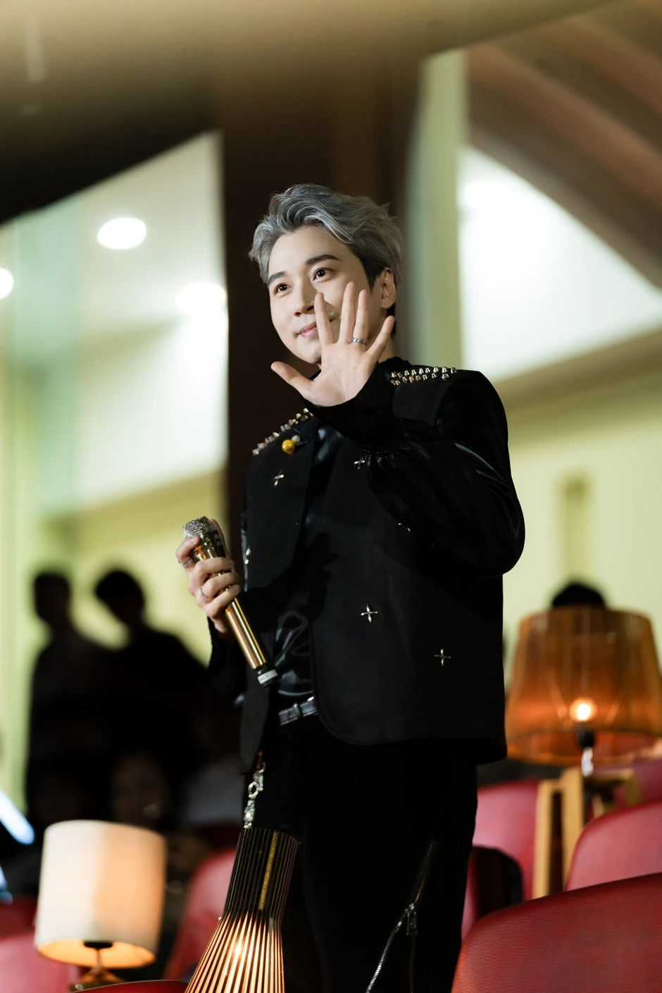 Vợ của Karik là người thế nào? Vợ của Karik là người thế nào?