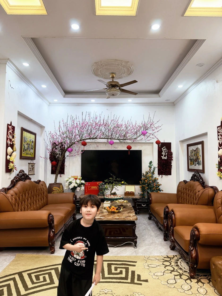 Vừa trả xong nợ cho Văn Toàn thì Hoà Minzy rao bán nhà gấp, nguyên nhân là gì? Vừa trả xong nợ cho Văn Toàn thì Hoà Minzy rao bán nhà gấp, nguyên nhân là gì?