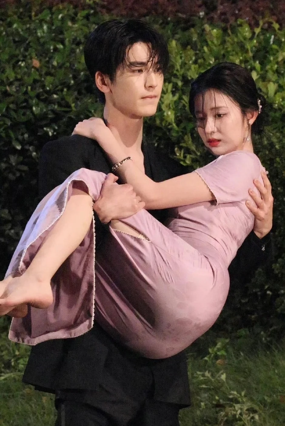 Vương Sở Nhiên bị mắng cũng chẳng khác gì Trương Lăng Hách Vương Sở Nhiên bị mắng cũng chẳng khác gì Trương Lăng Hách