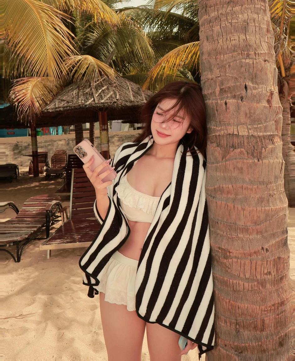 "+1" dresscode cho hội chị em đón hè năm nay, cứ "lên đồ" là đảm bảo hút trọn mọi ánh nhìn "+1" dresscode cho hội chị em đón hè năm nay, cứ "lên đồ" là đảm bảo hút trọn mọi ánh nhìn