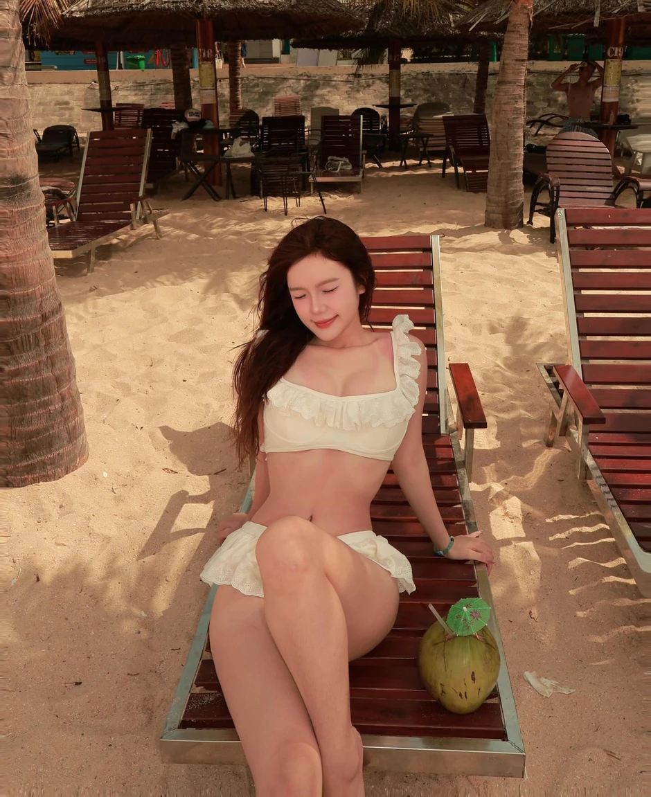 "+1" dresscode cho hội chị em đón hè năm nay, cứ "lên đồ" là đảm bảo hút trọn mọi ánh nhìn "+1" dresscode cho hội chị em đón hè năm nay, cứ "lên đồ" là đảm bảo hút trọn mọi ánh nhìn