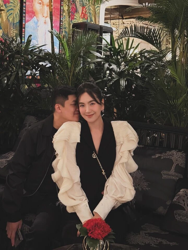 "MC đẹp nhất VTV" ngày càng gợi cảm sau khi sinh con đầu lòng "MC đẹp nhất VTV" ngày càng gợi cảm sau khi sinh con đầu lòng