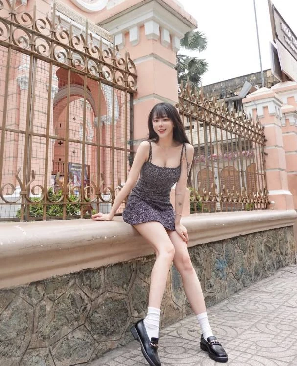 "Nami đời thực" tung video nhảy 34 giây khiến cộng đồng mạng bùng nổ vì quá nóng bỏng