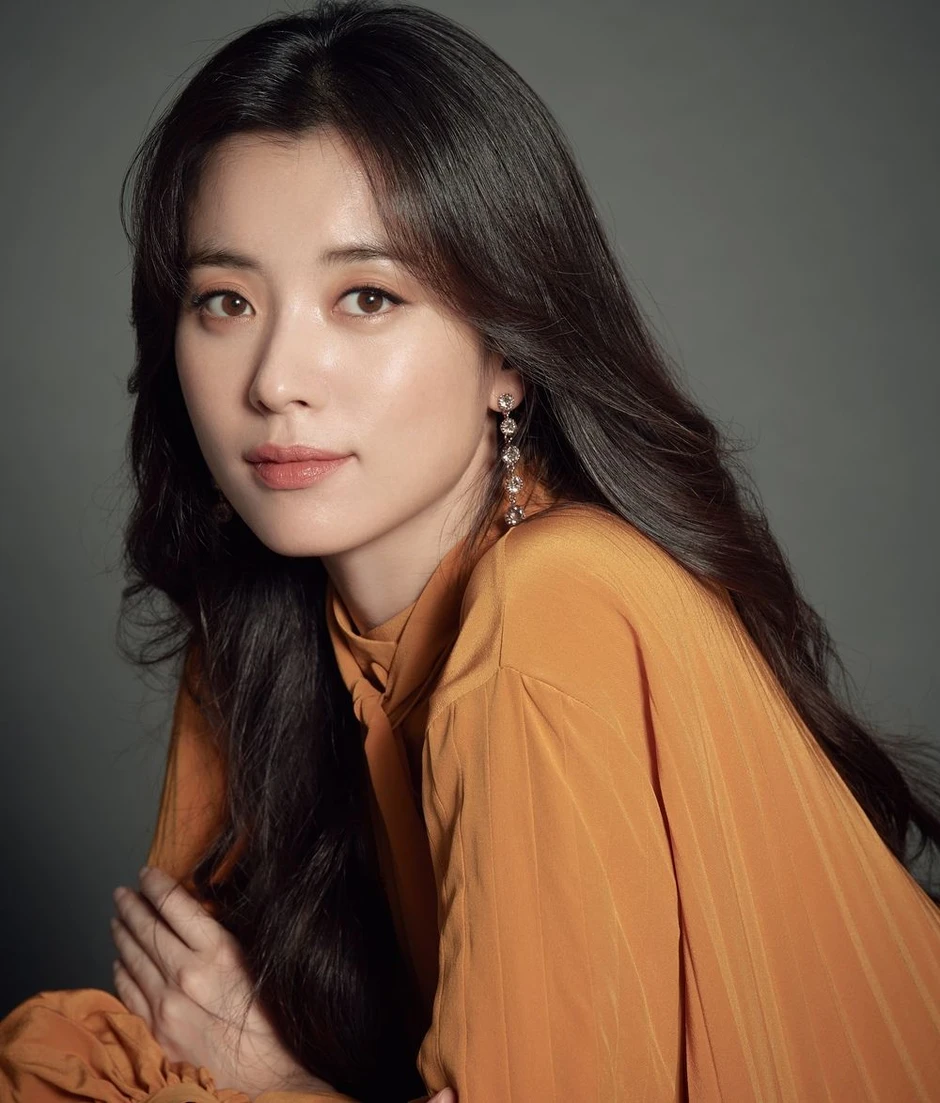 10 mỹ nhân đẹp nhất Hàn Quốc 2026: Song Hye Kyo xếp sau IU, hạng 1 đố ai ngắm mà không mê