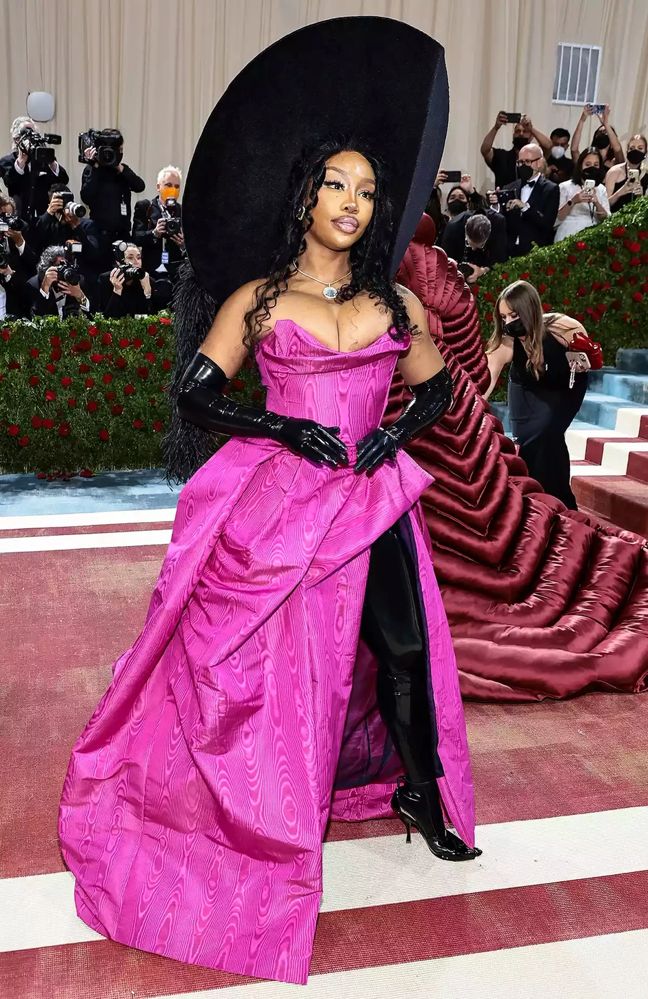 Ai cũng yêu Met Gala ngoại trừ 10 ngôi sao này?