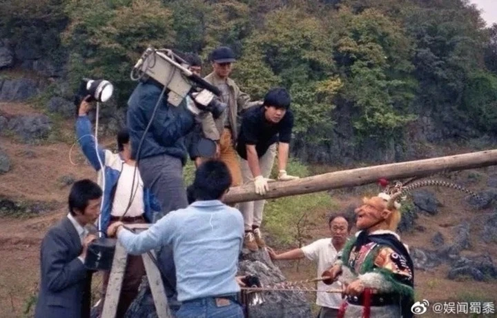 Ảnh hậu trường hiếm có ít người biết của "Tây du ký"