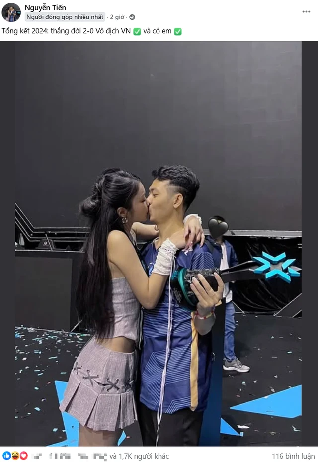 Bất ngờ gặp lại nữ MC có "nụ hôn viral" tại Fan Fest VALORANT