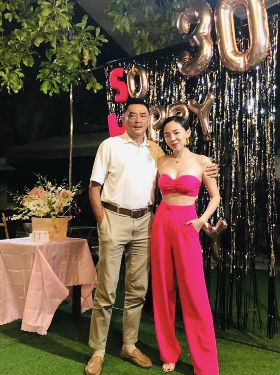 Bố ruột nhắn nhủ tới Tóc Tiên trong ngày đặc biệt Bố ruột nhắn nhủ tới Tóc Tiên trong ngày đặc biệt