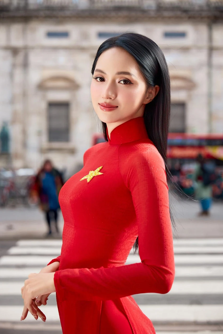 Bức ảnh nhiều mỹ nhân hot nhất showbiz Việt hiện tại Bức ảnh nhiều mỹ nhân hot nhất showbiz Việt hiện tại