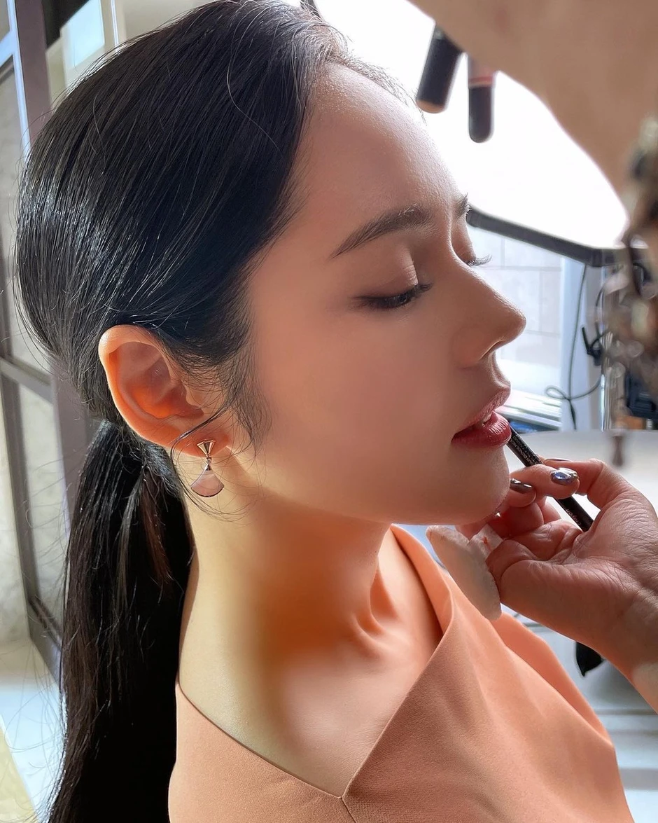 Bức ảnh xấu hổ nhất cuộc đời Han Ga In