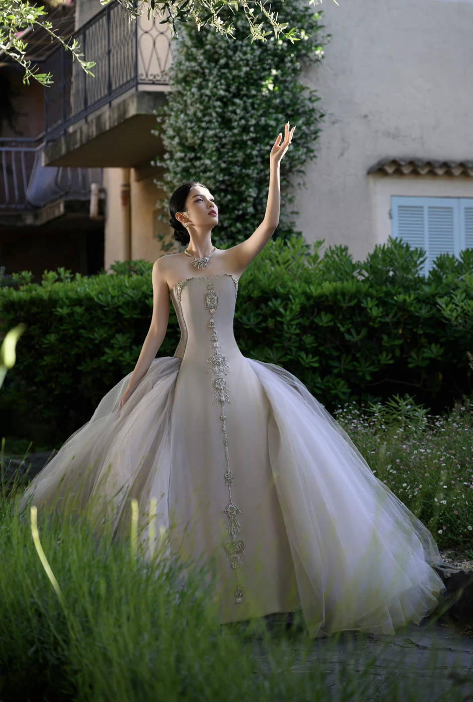 Bức ảnh xứng đáng phong thần của Châu Dã ở Cannes Bức ảnh xứng đáng phong thần của Châu Dã ở Cannes