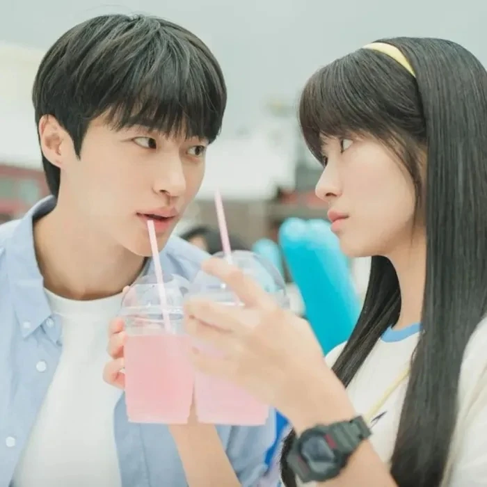 Byeon Woo Seok dành 2 năm để đi thụt lùi