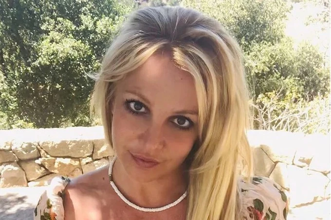 Cảnh sát tiết lộ video vụ bắt giữ Britney Spears