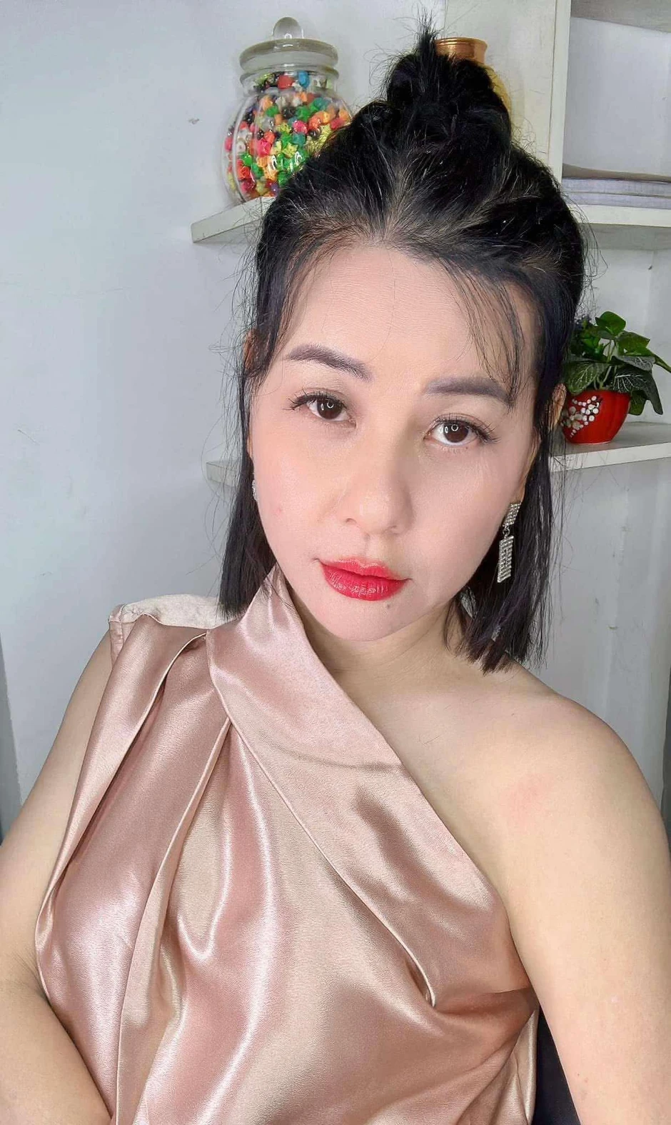 Cát Phượng chia tay bạn trai Việt kiều