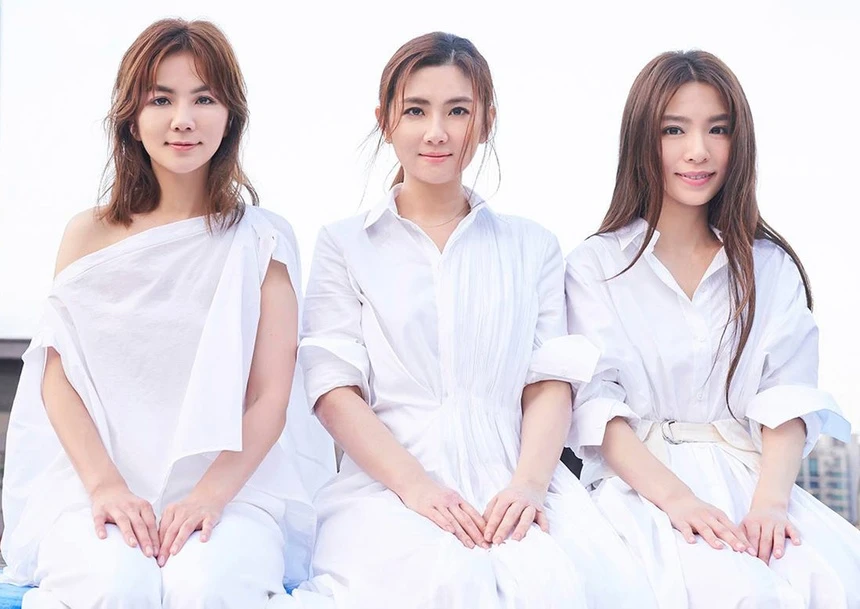 Chị Đẹp thân với Chi Pu cưới giám đốc marketing sau 2 tháng hẹn hò: Kiếm tiền gấp 40 lần chồng, từ tomboy lột xác thành mỹ nữ sexy