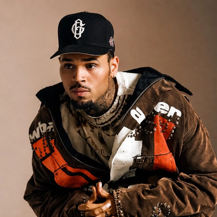 Chris Brown: Sa sút vì hành hung mỹ nhân tỷ phú, album chỉ xứng 1.3 điểm Chris Brown: Sa sút vì hành hung mỹ nhân tỷ phú, album chỉ xứng 1.3 điểm