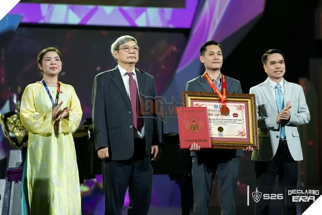 Chung kết ĐTDV Mùa Xuân 2026 xác lập kỷ lục sân khấu 3D Mapping lớn nhất Việt Nam cho Esports Chung kết ĐTDV Mùa Xuân 2026 xác lập kỷ lục sân khấu 3D Mapping lớn nhất Việt Nam cho Esports